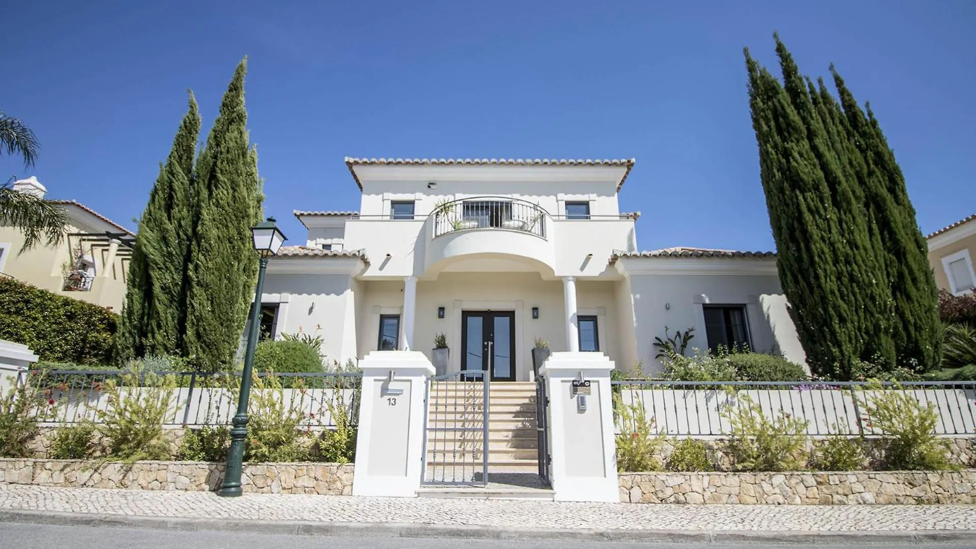 Villa Esmeralda Almancil