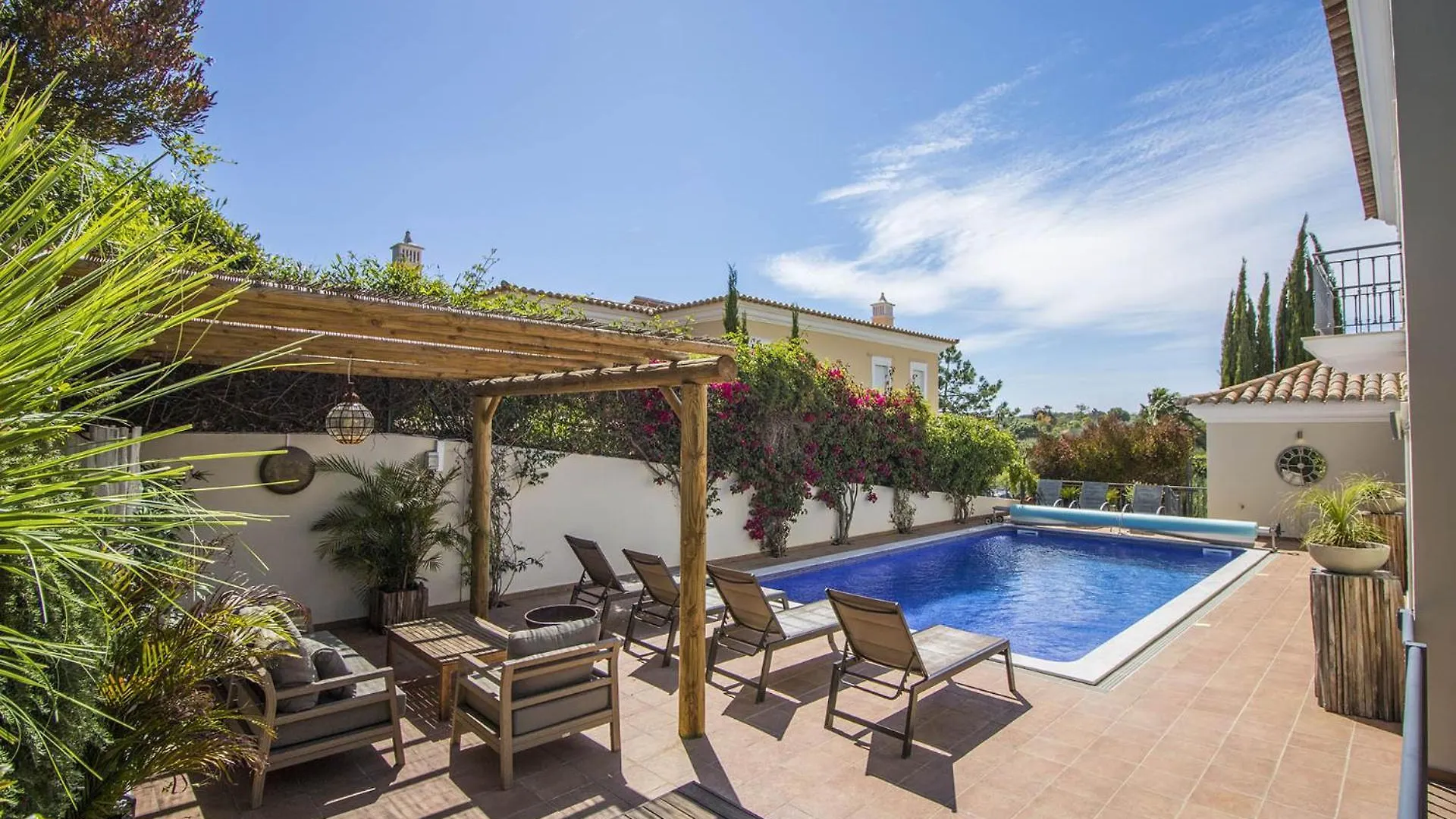 Villa Esmeralda Almancil
